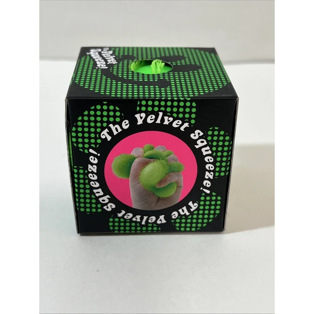 NeeDoh Fuzz Ball Flower Power! by Schylling - Brand New Factory Sealed Green